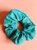 Diferentes estilos de tela en scrunchies 1