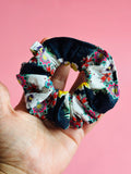 Diferentes estilos de tela en scrunchies 1