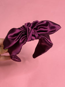 Diadema color vino con lazo