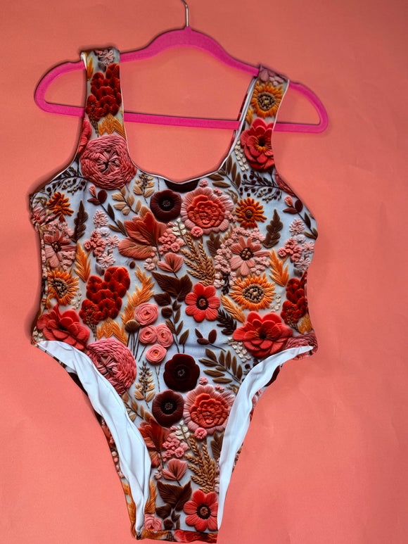 Flores Bordadas Swimsuit completo